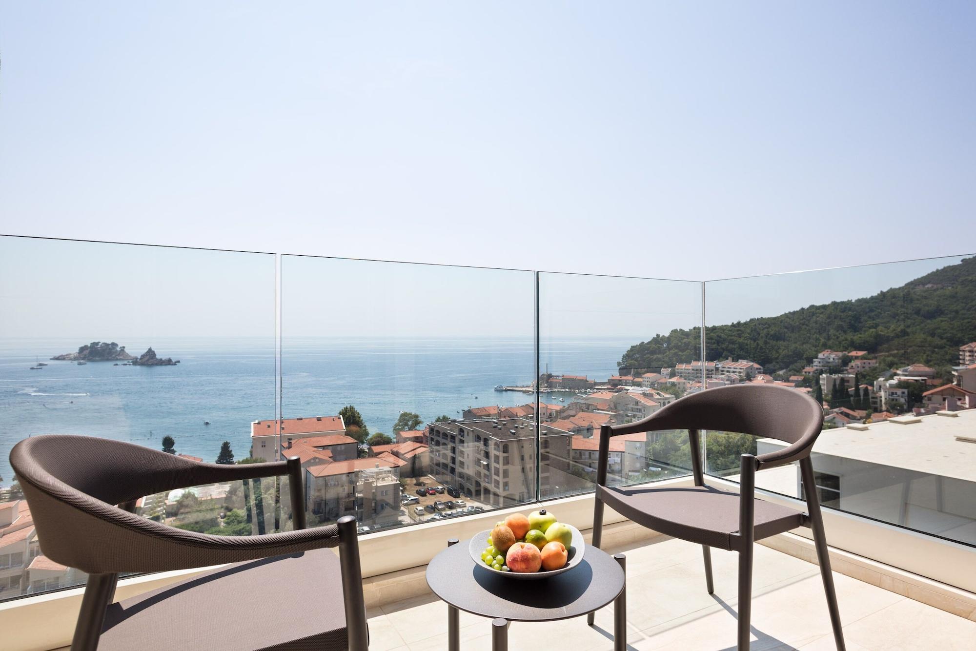 Hotel Ami Budva Petrovac Dış mekan fotoğraf